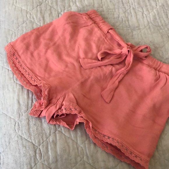 Shorts - Picture 1 of 5